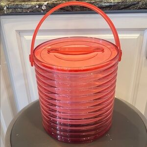 80s Sally Designs Ribbed Ring Around Clear Plastic Pink Modernist Ice Bucket